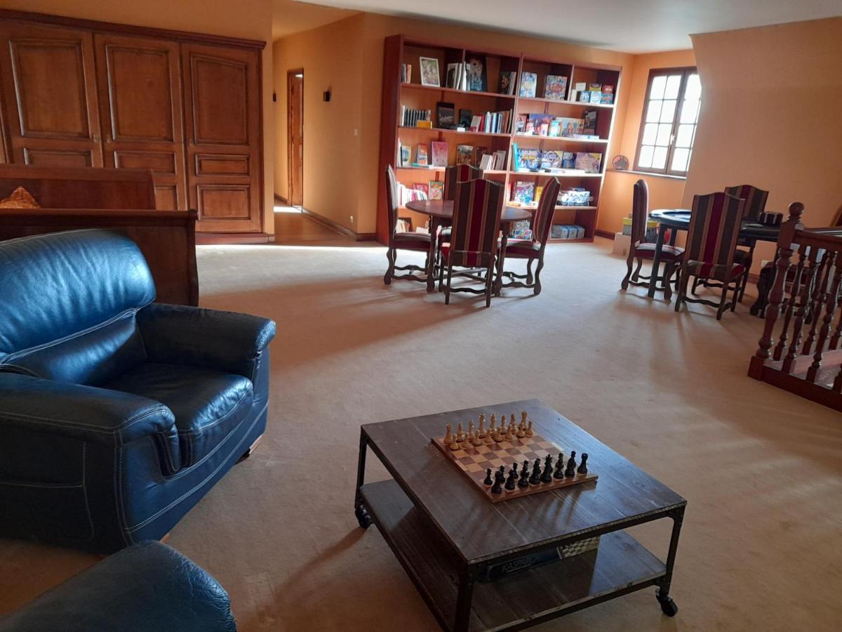 La Bonne Etoile - Chambres D'Hotes Et Appartements - 普卢埃斯卡 外观 照片