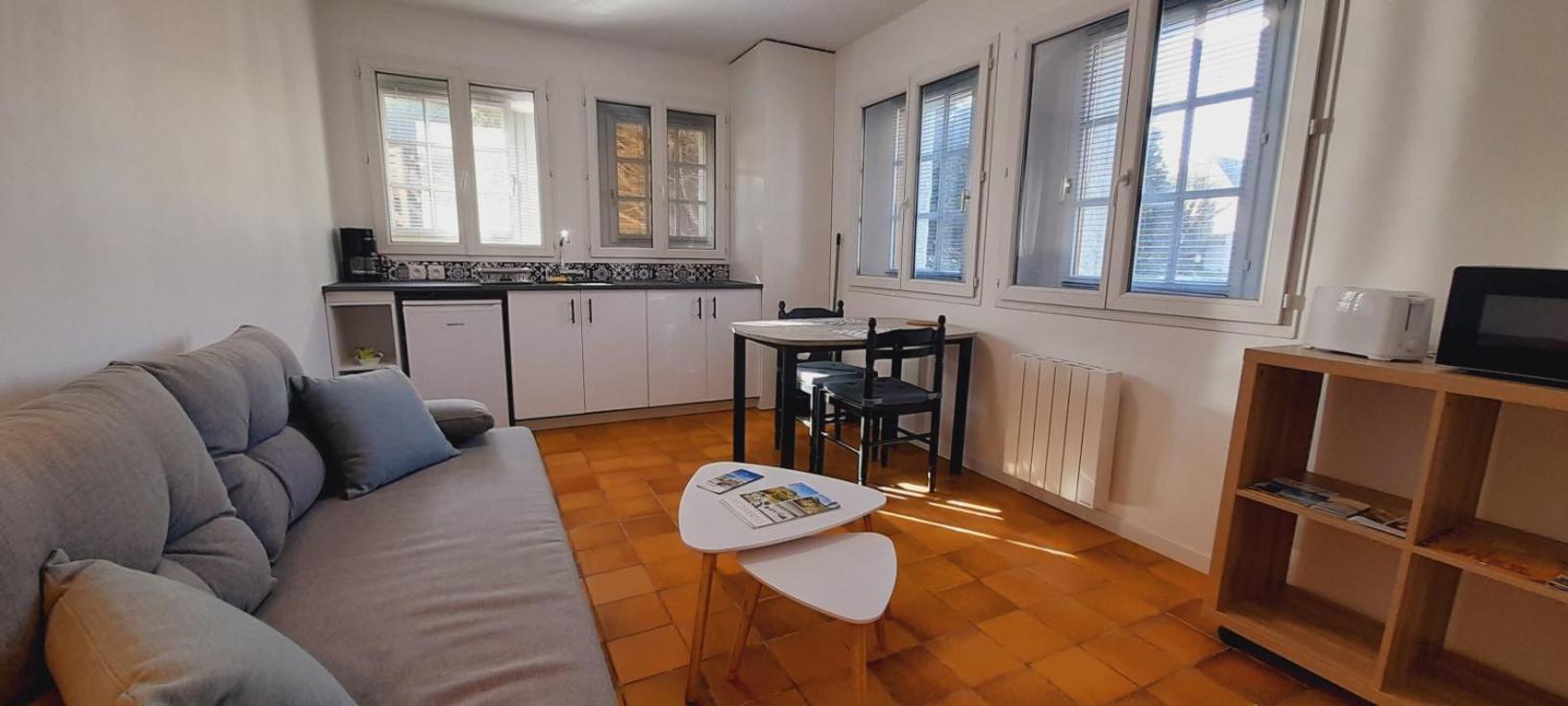 La Bonne Etoile - Chambres D'Hotes Et Appartements - 普卢埃斯卡 外观 照片