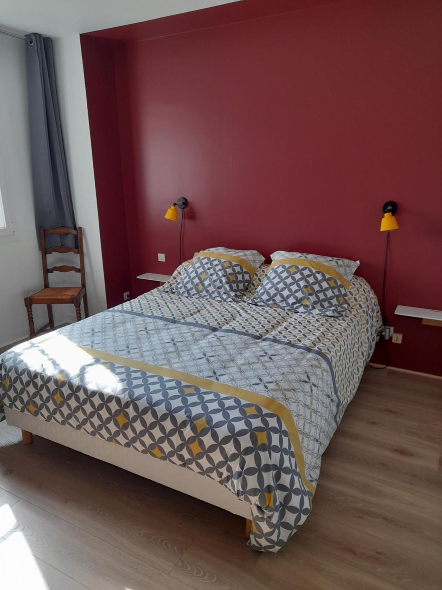La Bonne Etoile - Chambres D'Hotes Et Appartements - 普卢埃斯卡 外观 照片